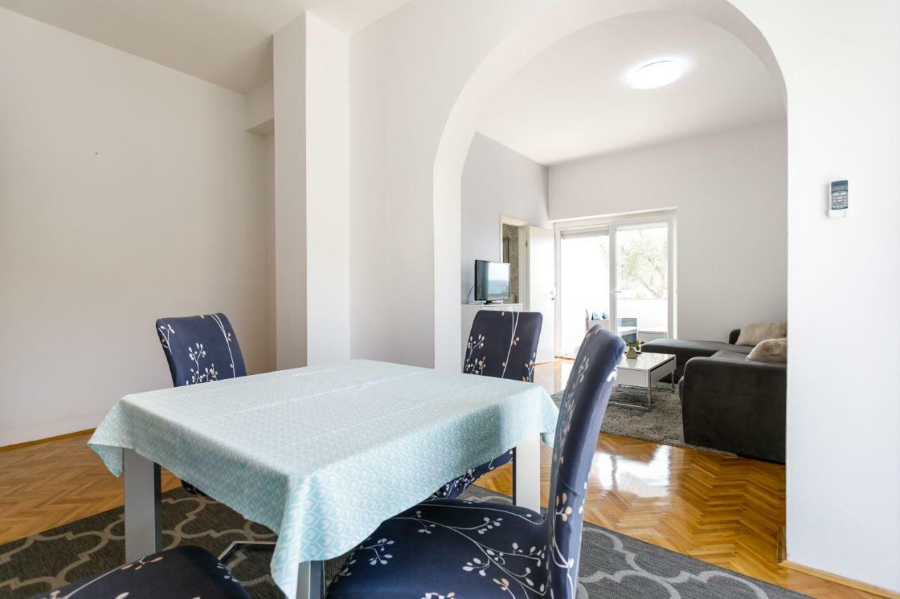 Apartments Mate Balote 54 Крк Экстерьер фото
